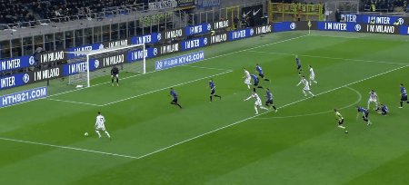 1679266346491054819.gif inter juv 8 29.gif